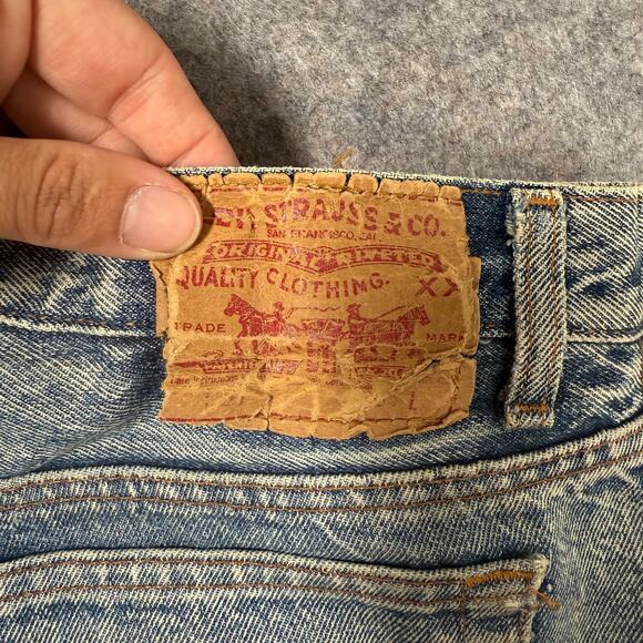 Vintage Levi’s Denim Jeans Straight Relaxed Light Wash Made in USA Size W36 L34 - Picture 5 of 12